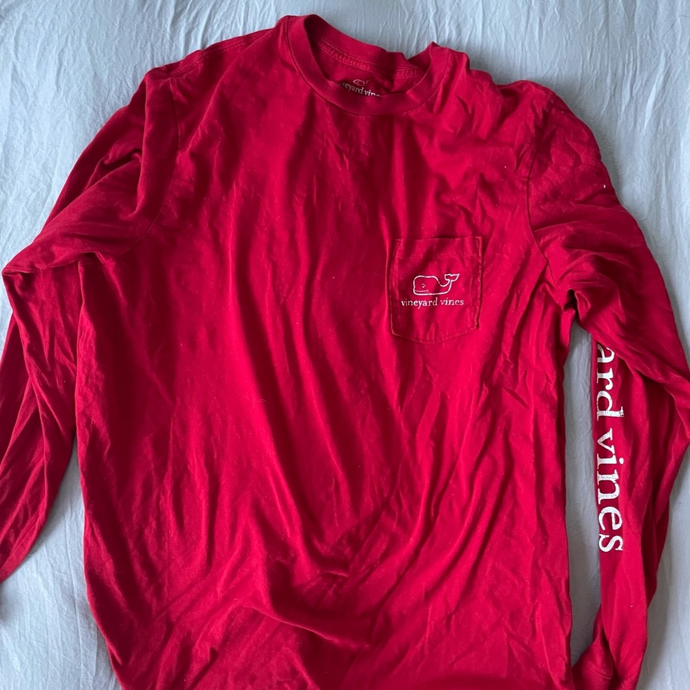 Red vineyard vines long sleeve tee